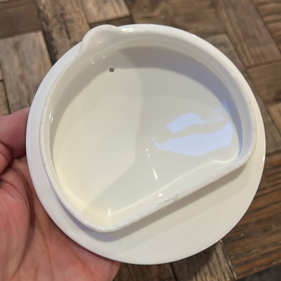 Nina Campbell by Roy Kirkham Fairfield Fine Bone China Teapot - Picture 9 of 10